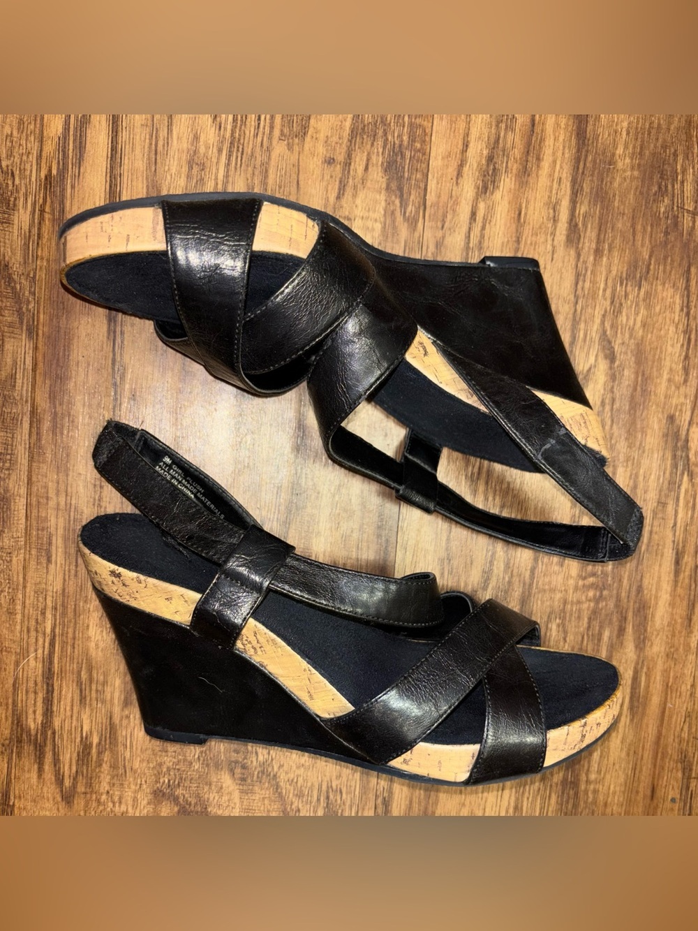 Aerology Wedge Heel Sandals Size 9